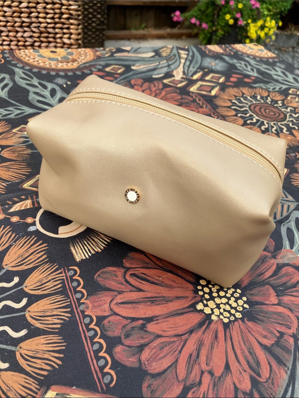 BVLGARI  Metallic Gold Cosmetic Makeup Pouch